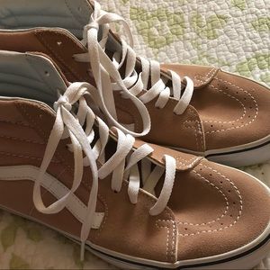 Dusty Rose Lace-up HighTop Vans!!